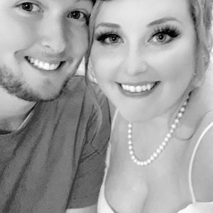 Meet your Posher, Hillary